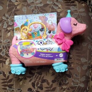NIP Polly Pocket Puppy Party Playset